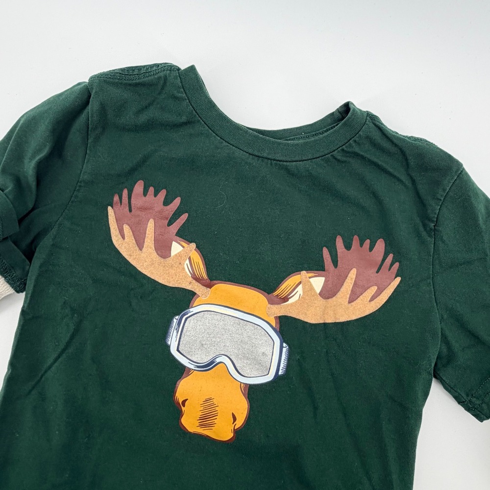 Tommy Bahama Graphic Tee Kids Size 5/6 Green Moose Ski Goggles Layered‎ Sleeve